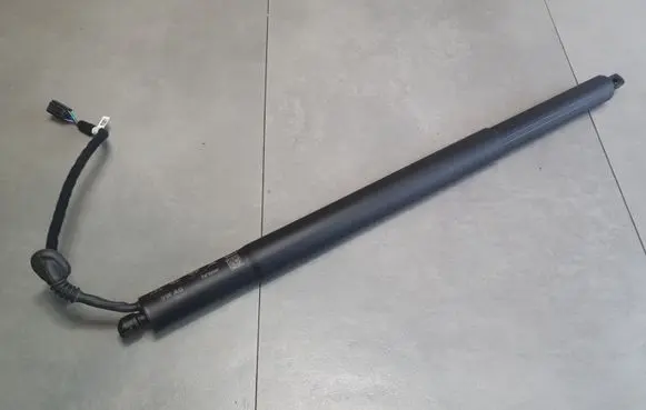 Cupra Terramar Shock absorber/damper mounting bracket 578827851A