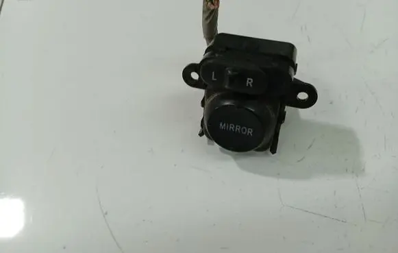 Honda FR-V Wing mirror switch 