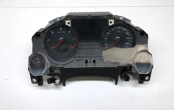 Audi A8 S8 D3 4E Speedometer (instrument cluster) 4E0920930F 4E0910930