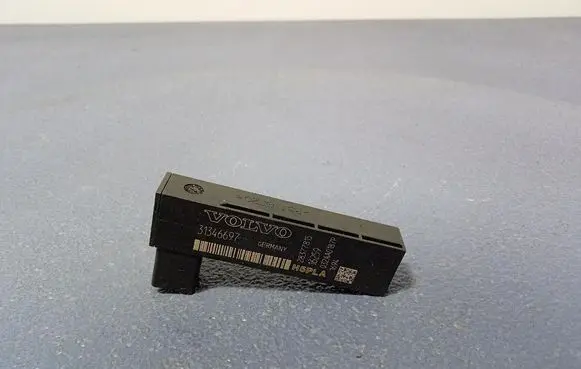 Volvo S90, V90 Aerial antenna amplifier 31346697