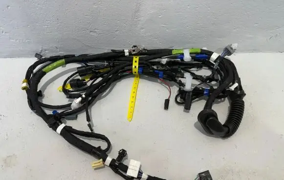 Tesla Model X Tailgate/trunk wiring harness 1032443-01-H