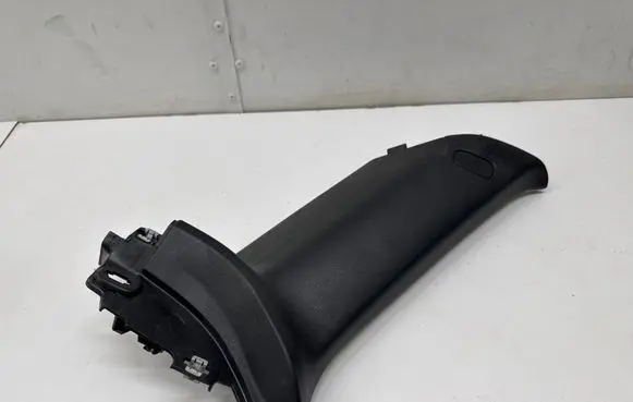 (C) pillar trim