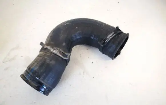 Intercooler hose/pipe