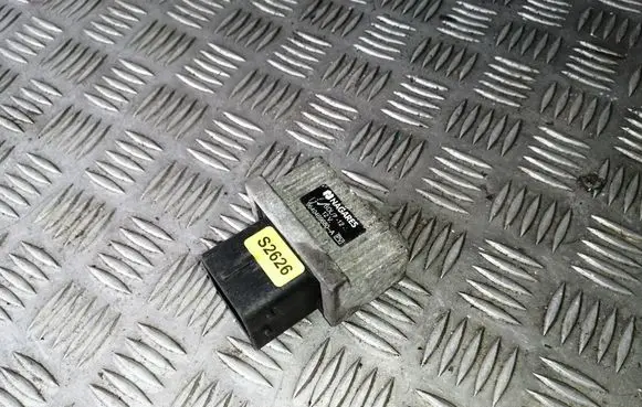 Nissan Qashqai Glow plug pre-heat relay 9640469680 9640469680A