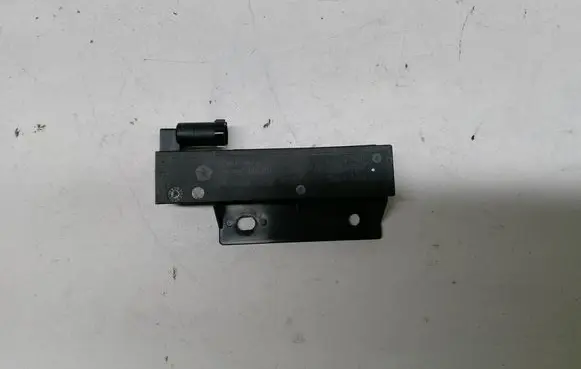 Jeep Grand Cherokee Aerial antenna amplifier 68068148AA