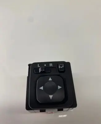 Mitsubishi Grandis Wing mirror switch 183569