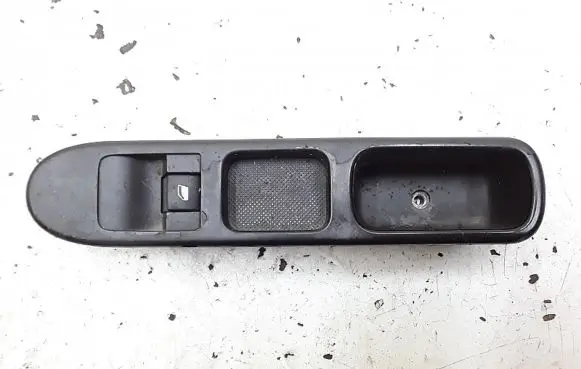 Peugeot 207 Electric window control switch 96548606