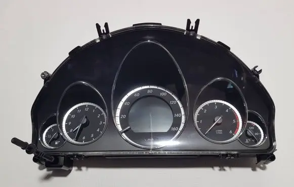 Mercedes-Benz E W212 Speedometer (instrument cluster) 2129002810FB A2129002810