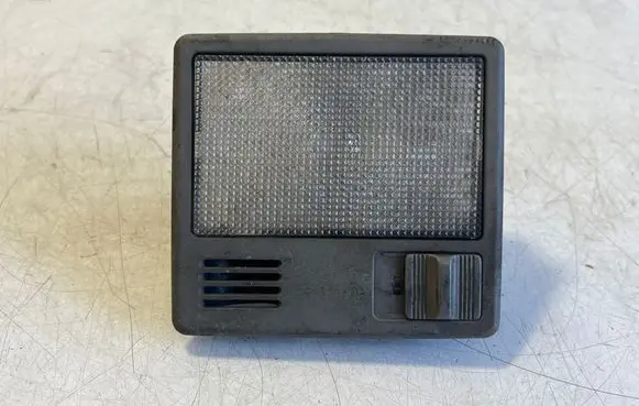Audi 100 S4 C4 Front seat light 443947105E