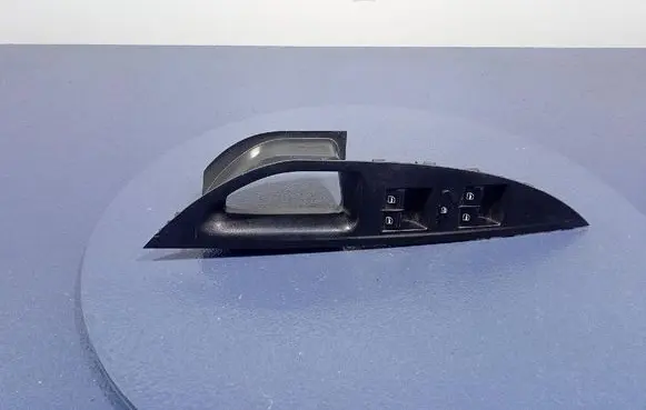 Seat Toledo III (5P) Front door window regulator with motor 5P1867171A
