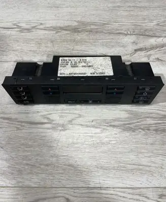 BMW 5 E39 Climate control unit 6916641 01445593 900250950002