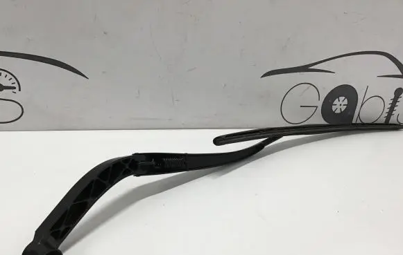 Toyota RAV 4 (XA50) Windshield/front glass wiper blade 