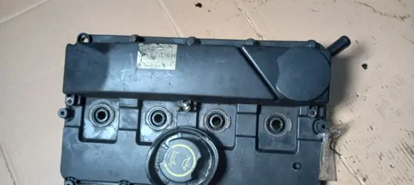 Jaguar X-Type Rocker cam cover 