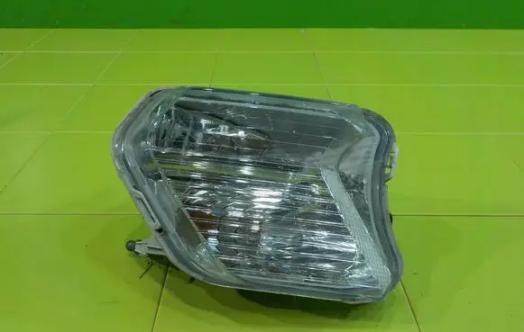 Ford Kuga II Front fog light LEWY
