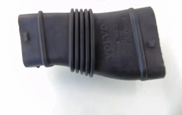 Volvo V70 Air intake hose/pipe 31274372