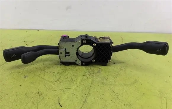 Audi A4 S4 B5 8D Indicator stalk 4D0953513