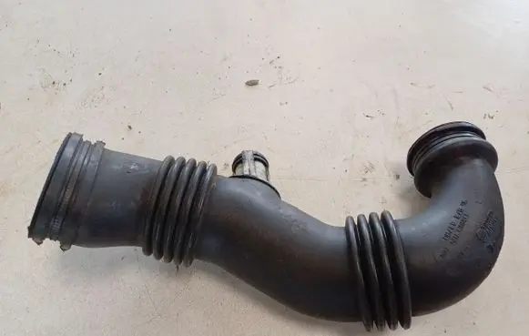 Citroen C4 I Intercooler hose/pipe 9687883680