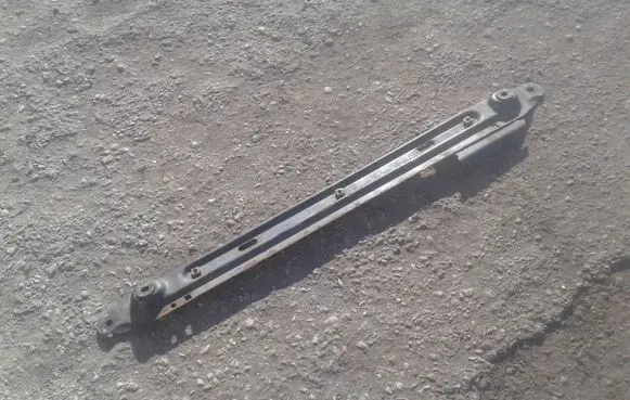 Peugeot 308 Bottom radiator support slam panel 