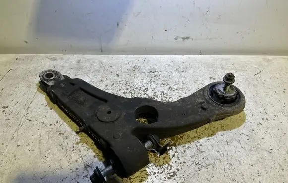 Jeep Cherokee Front lower control arm/wishbone
