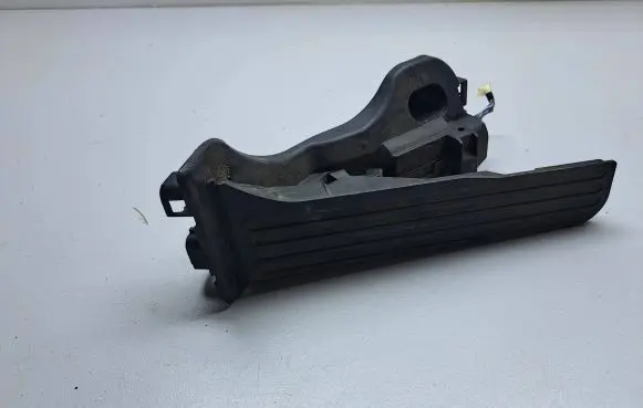 Volkswagen PASSAT B7 Accelerator throttle pedal 1K1721503AT