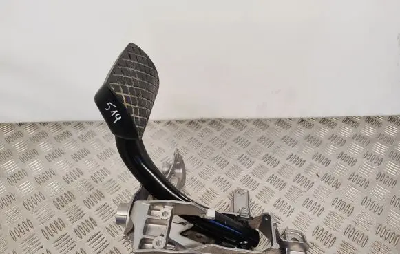 Audi Q7 4M Brake pedal 4M1723140