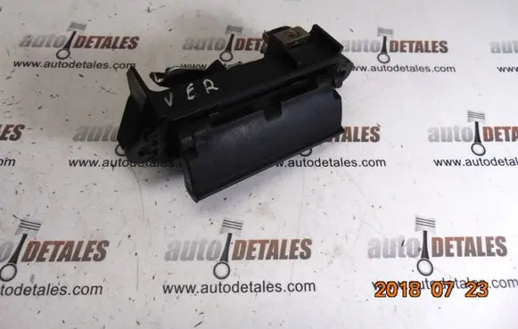 Toyota Corolla Verso E121 Tailgate/trunk/boot exterior handle