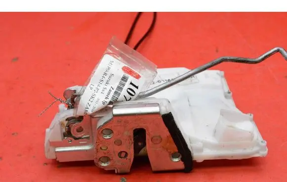 Suzuki SX4 Front door lock 8220261MA0