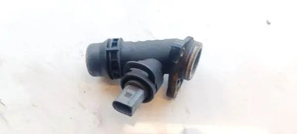 Skoda Octavia Mk2 (1Z) Engine coolant pipe/hose 06F121121A