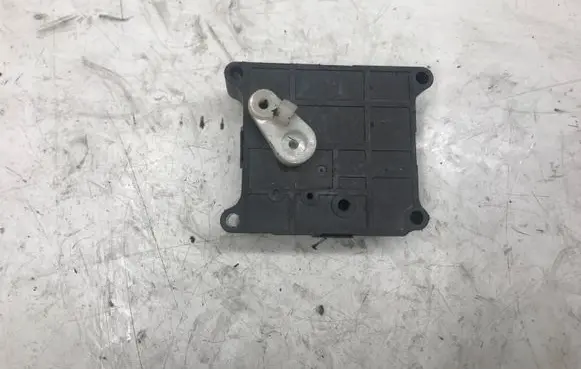 Mitsubishi Space Star Air flap motor/actuator CAB501A050 MR910476