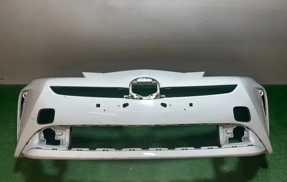 Toyota Prius (XW50) Front bumper 5211947982