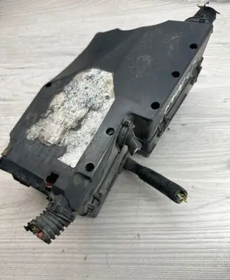 Ford C-MAX I Fuse box set 9M5T14A067CA 3910310 0W80107