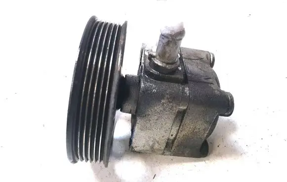 Volvo XC70 Power steering pump