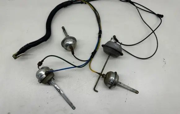 Jeep Cherokee XJ Heater control cables 56000044