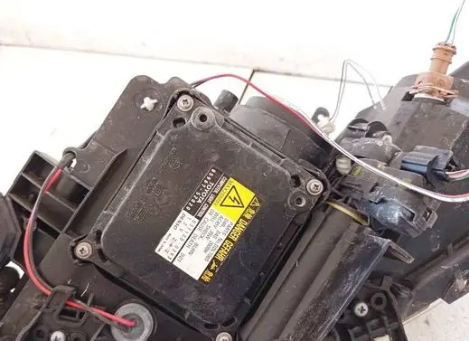Headlight ballast module Xenon