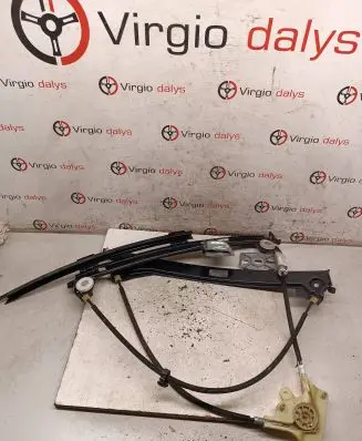 Renault Laguna III Front door electric window regulator 979811104 000421