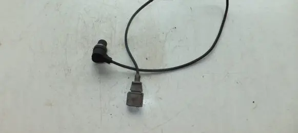 BMW 7 E65 E66 Crankshaft position sensor 0281002