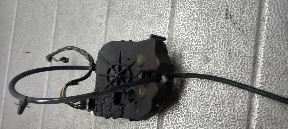 Ford Focus Tailgate/trunk/boot lock/catch/latch