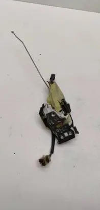Honda CR-V Front door lock