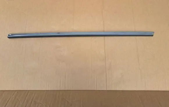 Volvo S90, V90 Front door trim (molding) 31447624