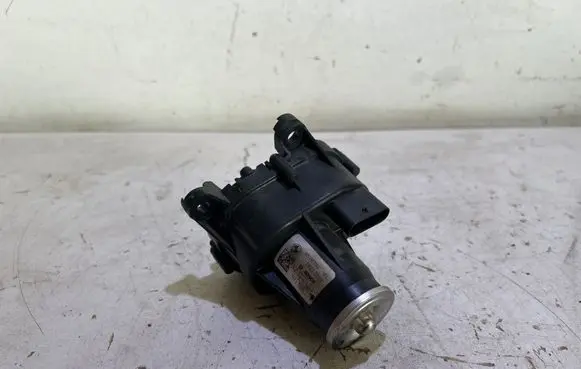 BMW 5 F10 F11 Intake manifold valve actuator/motor 0280751014 8570791 10213510