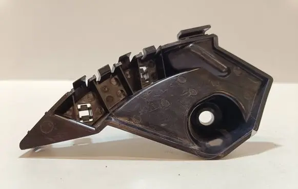 Tesla Model X Fender mounting bracket 104709300G