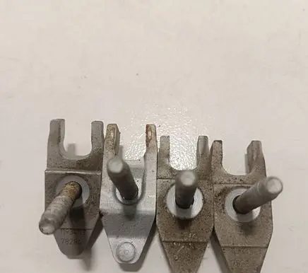 Opel Insignia B Fuel Injector clamp holder 78284 1193453
