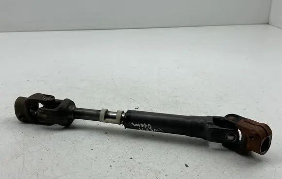 Toyota Avensis T270 Steering column universal joint 56110222