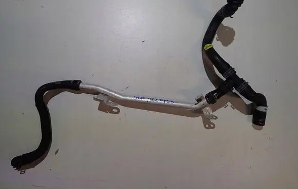 Volkswagen Golf VII Engine coolant pipe/hose 5Q0122073S