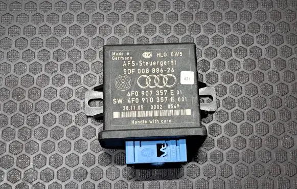 Audi A6 S6 C6 4F Light module LCM 4F0907357E 4F0910357E 5DF00888626