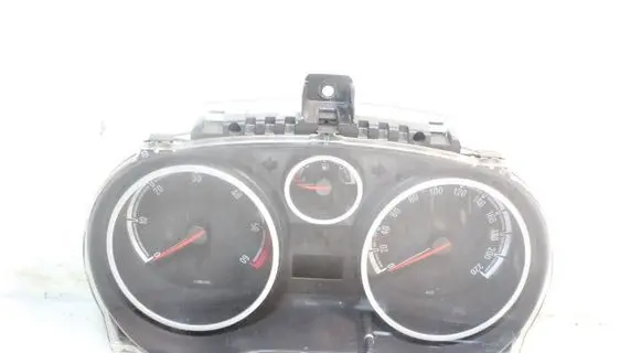 Opel Corsa D Clock 
