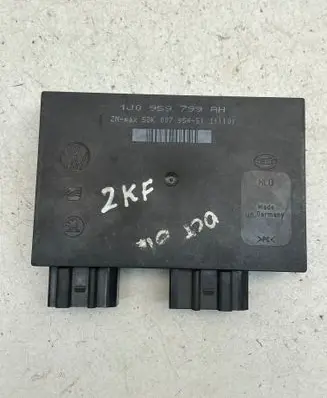 Skoda Octavia Mk1 (1U) Comfort/convenience module 1J0959799AH 5DK00795451