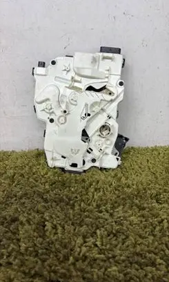 Mercedes-Benz V Class W447 Sliding door lock A4477302902