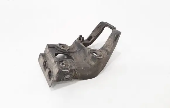 Audi A4 S4 B7 8E 8H Front bumper mounting bracket 8E0853921