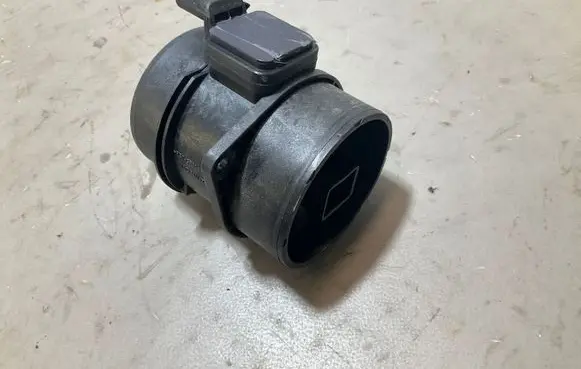 Mercedes-Benz Sprinter W906 Mass air flow meter A651